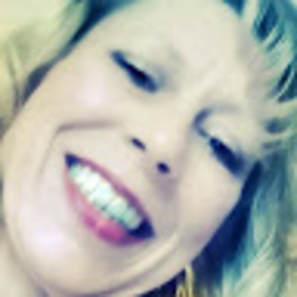 Meet your Posher, Maria - Picture 1 of 1